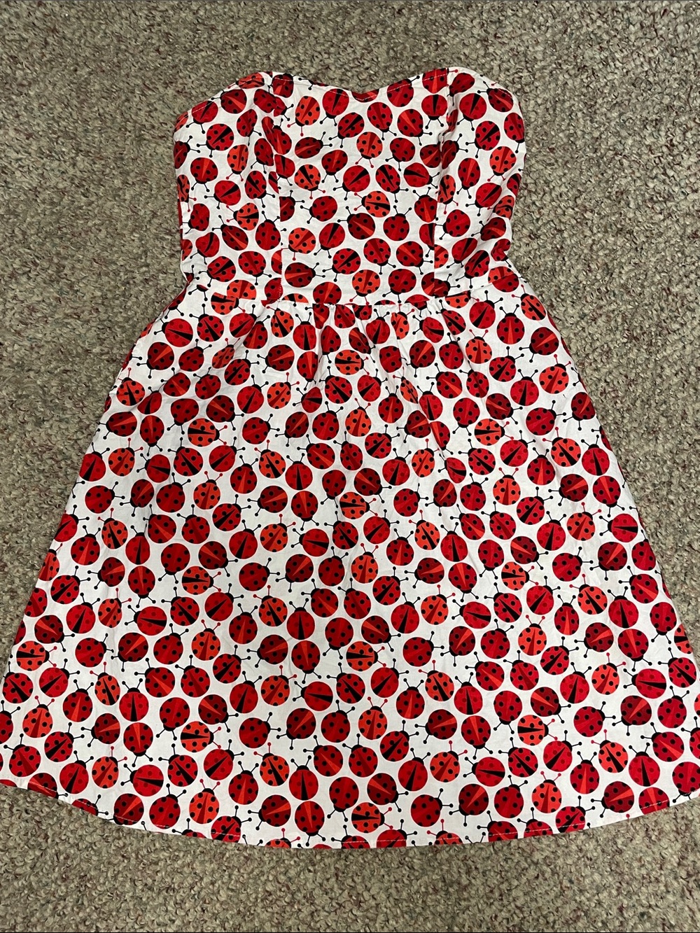 Folter fit and flare Red Ladybug Print Strapless Dress with sweetheart bust
